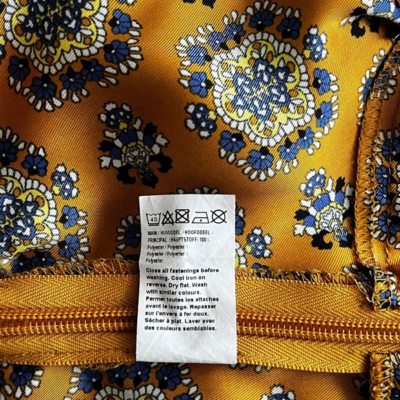 River Island Mustard Baroque Print‎ Satin Crop Top Ruffle Neckline  US 8 / UK 12 - Picture 11 of 11
